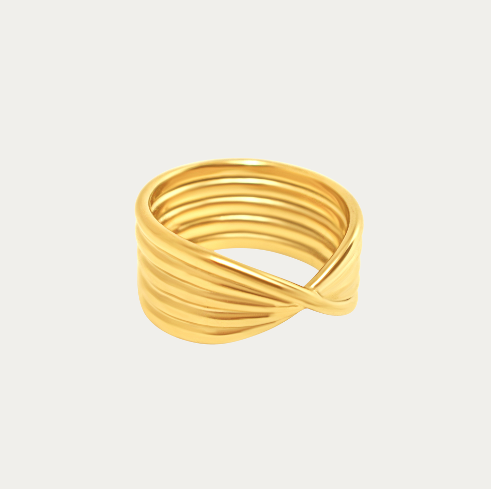 Twisted Knot Ring